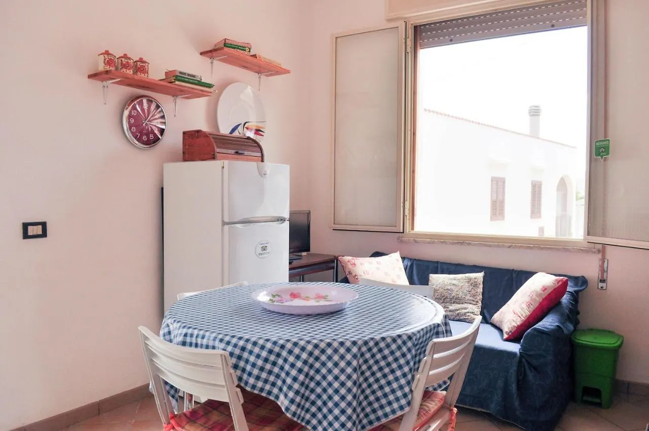 La Casetta Gialla Villa Petrosino Holiday home
